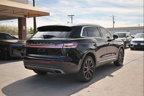 2021 Lincoln Nautilus Reserve