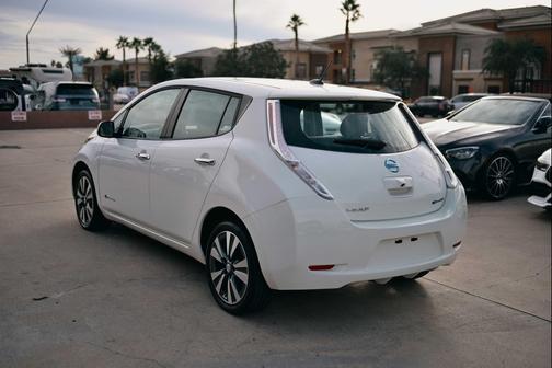 2015 Nissan Leaf SV