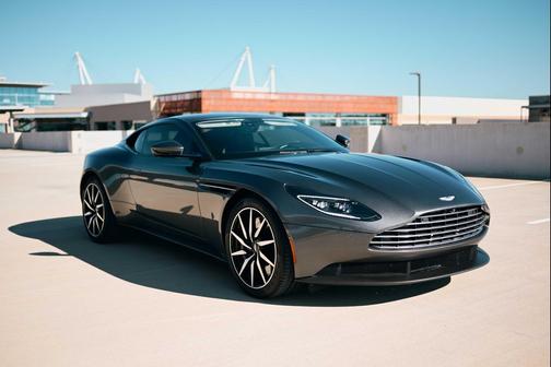 2019 Aston Martin DB11 COUPE 2D