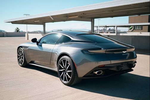 2019 Aston Martin DB11 COUPE 2D
