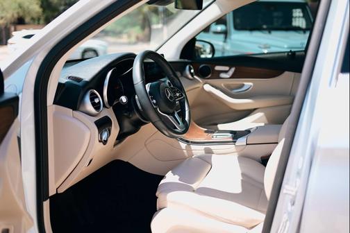 2022 Mercedes-Benz GLC 300 Base