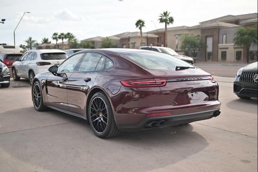 2018 Porsche Panamera 4S