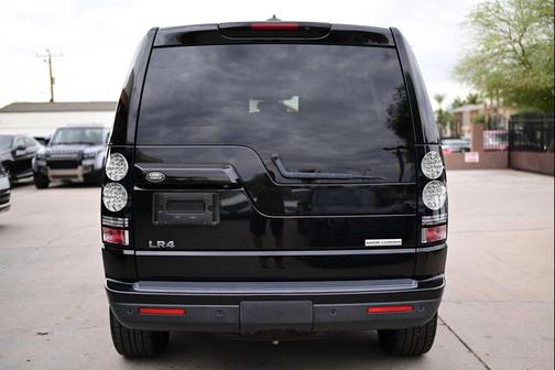 2016 Land Rover LR4 Base