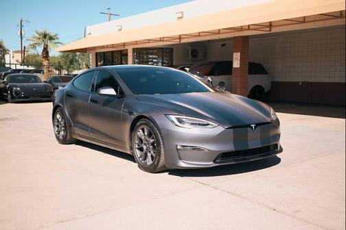 2021 Tesla Model S Plaid