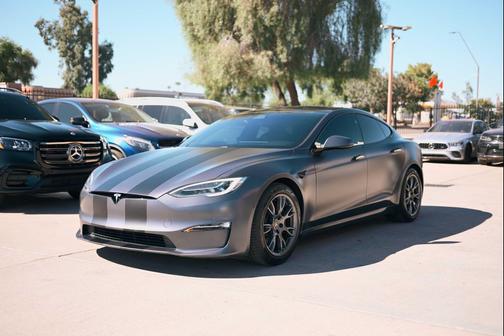 2021 Tesla Model S Plaid
