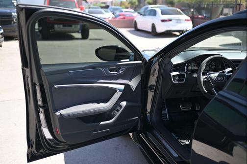 2025 Audi RS 6 Avant 4.0T