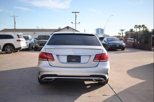 2016 Mercedes-Benz E-Class E 350 4MATIC SEDAN 4D