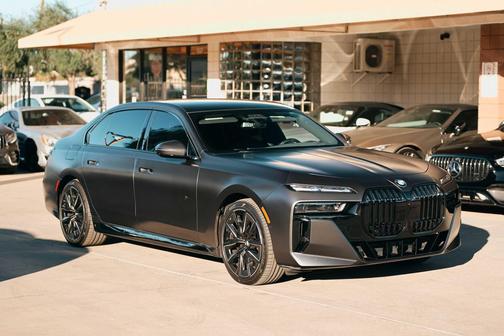 2023 BMW 760 i xDrive