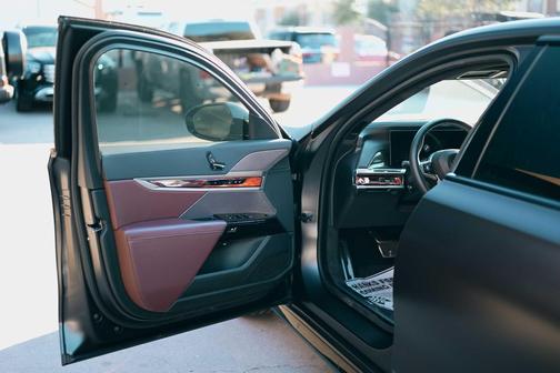 2023 BMW 760 i xDrive