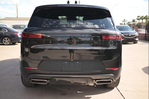 Santorini Black Metallic 2025 Land Rover Range Rover Sport SE