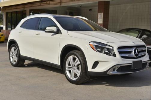 2017 Mercedes-Benz GLA 250 Base