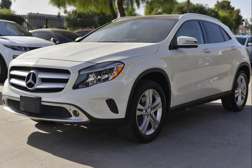 2017 Mercedes-Benz GLA 250 Base