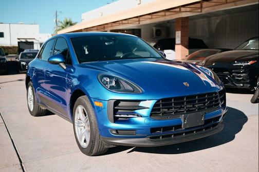 2020 Porsche Macan SPORT UTILITY 4D