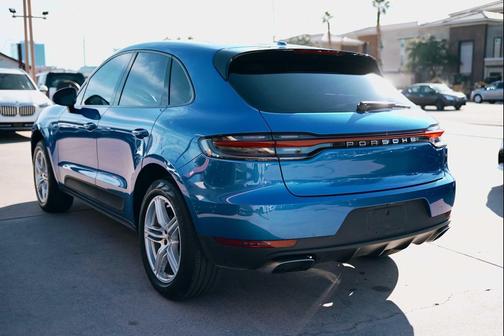 2020 Porsche Macan SPORT UTILITY 4D