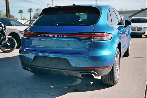2020 Porsche Macan SPORT UTILITY 4D