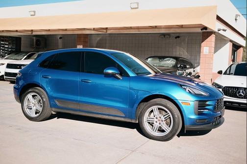 2020 Porsche Macan SPORT UTILITY 4D