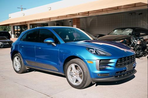 2020 Porsche Macan SPORT UTILITY 4D