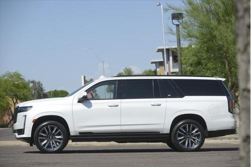 2021 Cadillac Escalade ESV Sport Platinum