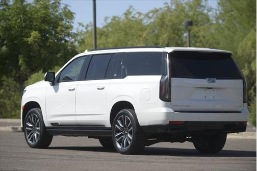 2021 Cadillac Escalade ESV Sport Platinum