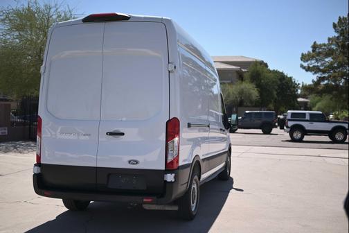 2021 Ford Transit-250 Base