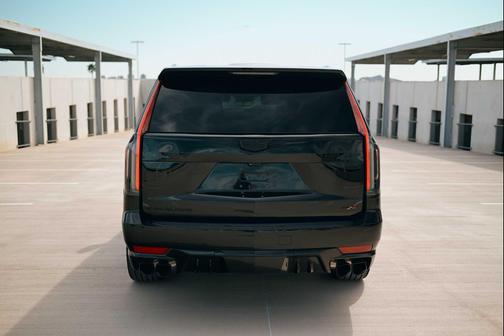 2023 Cadillac Escalade V-Series