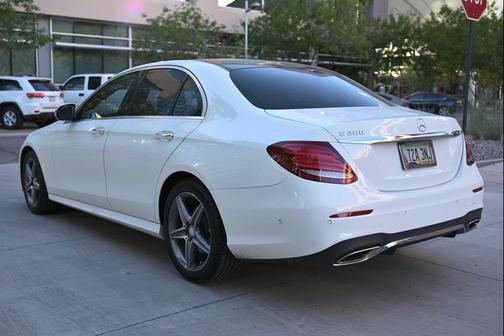 2017 Mercedes-Benz E-Class E 300 SEDAN 4D