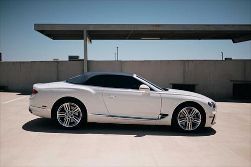 2023 Bentley Continental GT Mulliner V8