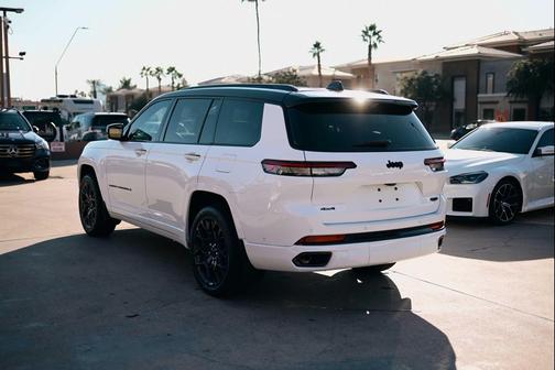 2024 Jeep Grand Cherokee L Summit Reserve
