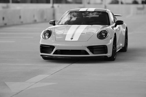 2024 Porsche 911 Carrera 4 GTS