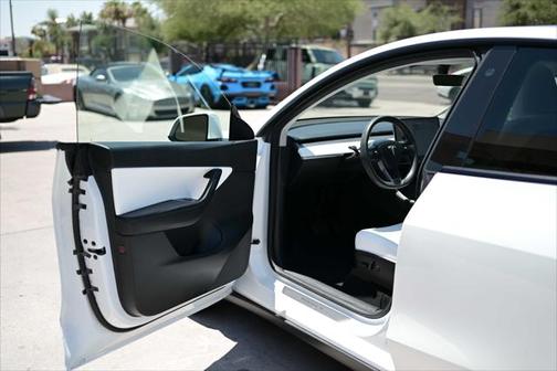 2020 Tesla Model Y Long Range Dual Motor All-Wheel Drive