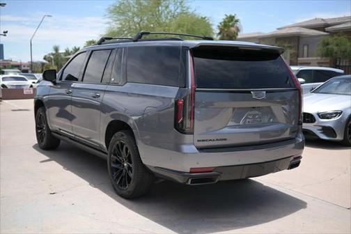 2022 Cadillac Escalade ESV Sport