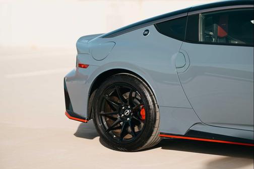 2025 Nissan Z NISMO 9-speed automatic Transmission