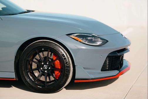 2025 Nissan Z NISMO 9-speed automatic Transmission
