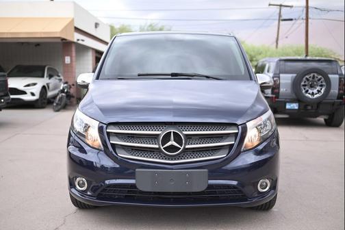 2020 Mercedes-Benz Metris Base