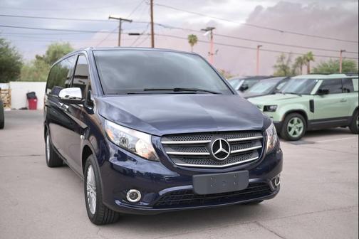 2020 Mercedes-Benz Metris Base