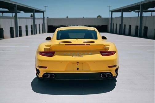 2015 Porsche 911 Turbo