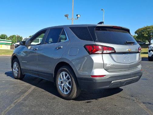 Sterling Gray Metallic 2024 Chevrolet Equinox LT