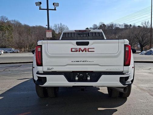 2024 GMC Sierra 3500 Denali