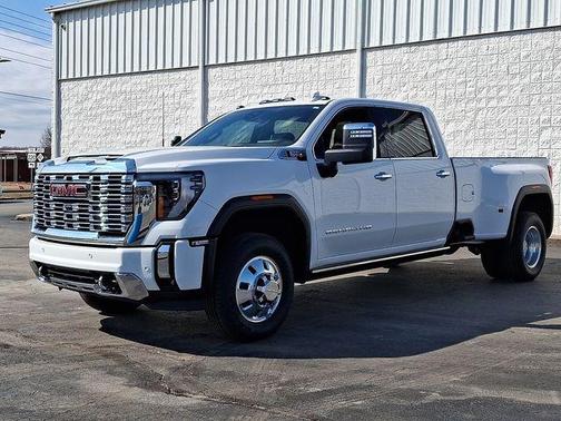 2024 GMC Sierra 3500 Denali
