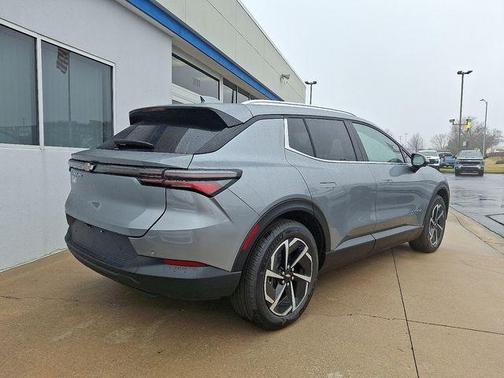 2026 Chevrolet Equinox EV LT 2