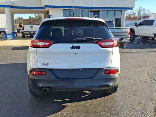 2018 Jeep Cherokee Latitude