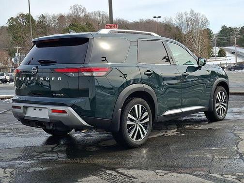 2025 Nissan Pathfinder Platinum