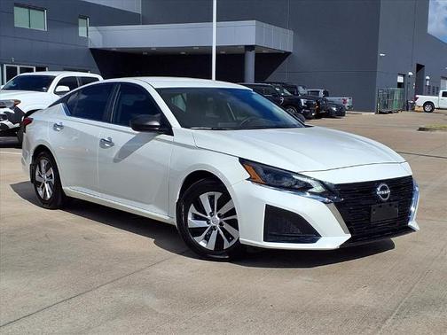 2025 Nissan Altima S