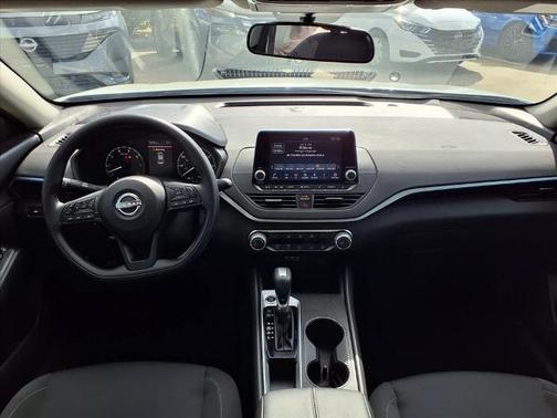 2025 Nissan Altima S