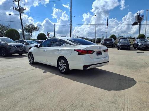 2025 Nissan Altima S