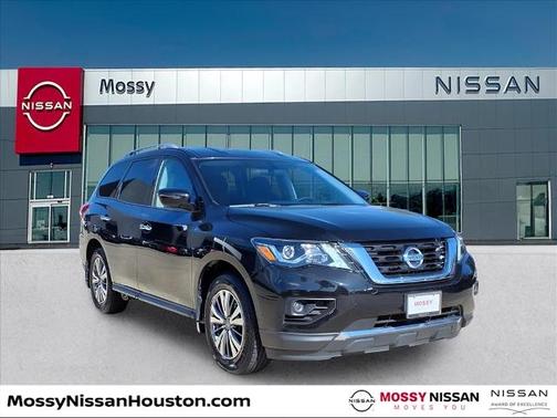 2020 Nissan Pathfinder S