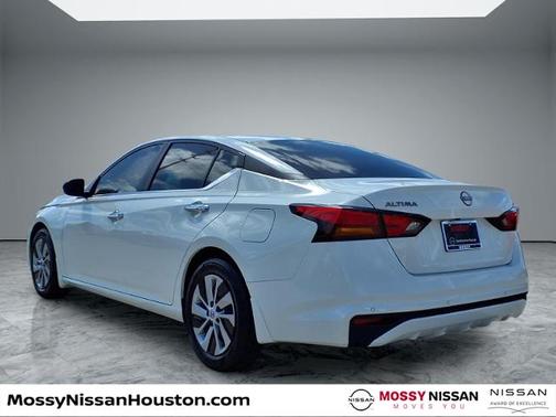 2025 Nissan Altima S