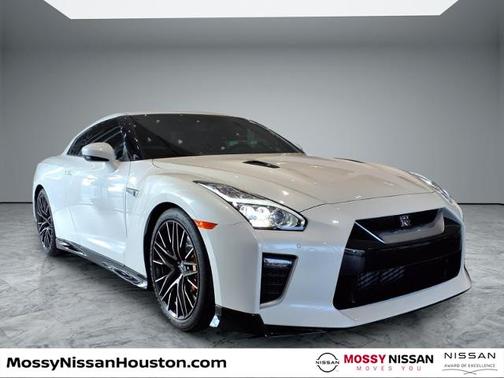 2023 Nissan GT-R Premium