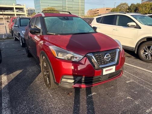 2020 Nissan Kicks SR