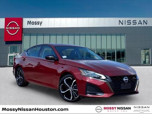 2024 Nissan Altima 2.5 SR